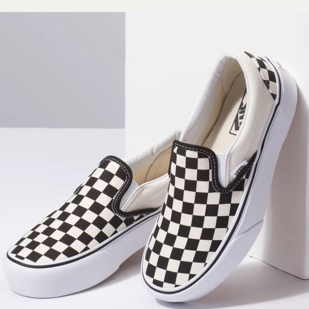 Vans Classic Slip-On Checkerboard Platform Sneakers Size 7.5